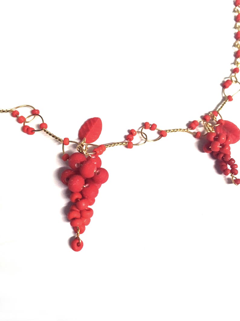 Vintage Red Grape Bead Gilt Metal Wire Jewelry Set Necklace Earrings Handmade image 4