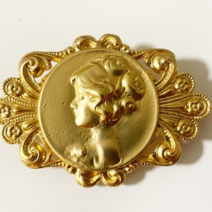 Vintage Matte Gold Repousse Cameo brooch New Old Stock
