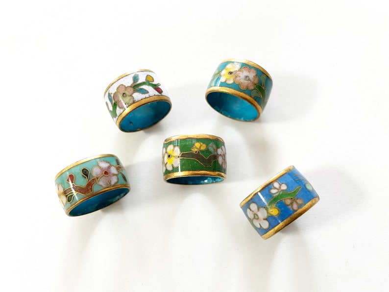 Vintage kinesisk Cloisonnéring blommönster Nytt gammalt lager bild 5