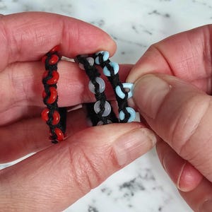 Pocket size skin picking fidget Trichotillomania Nail biting Discreet Stress relief Mind distracting Dermatillomania toy Unisex kids adults