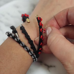 Trichotillomania bracelet Open bangle Skin picking satisfying Adjustable bracelet for nail biting Discreet  Stress relief Mind distracting