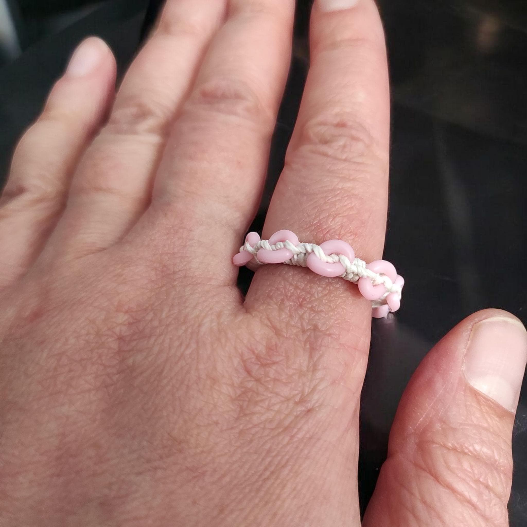 静かなフィジェットリング 皮膚むしり症 抜毛症 爪噛み フリーサイズ