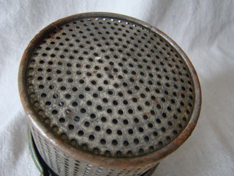 Vintage Green Painted Metal Potato Ricer Masher Press 31639