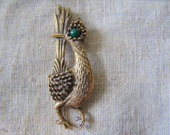 Estate Vintage Signed Ambassador Roadrunner Bird Gold Tone Pin Brooch 21510