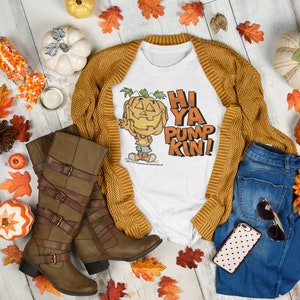 Grappig Halloween T-shirt voor haar, Cute Halloween Tee voor haar, HiYa Pumpkin, Pumpkin Tee voor haar, Cartoon Pumpkin Gift, Cute Spooky Tee voor haar