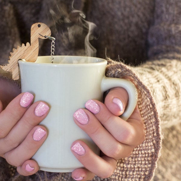 Rawr Dinosaur Tea Infuser: Transform your tea time with a cute wooden loose leaf tea steeper