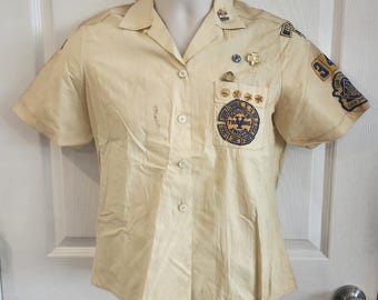 Vintage~Cub Scout DEN MOTHER~Boy Scouts of America~Uniform Shirt w/Pins & Badges
