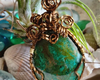 Green copper matrix pendant