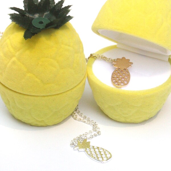 pineapple pendant, tropical fruit pendant, pineapple, pineapple charm, fruit jewelry, tropical necklace, pineapple jewelry, tiny pineapple