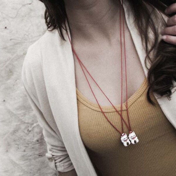 Maneki neko lucky cat pendant necklace, neko, stocking stuffer, lucky cat jewelry, lucky cat charm, lucky cat necklace, luckycat, cat charm