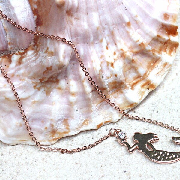 Mermaids, mermaid necklace, beach bridesmaid gift, little mermaid, fishtail, mermaid accessories, beach, ocean jewelry, beach party favors,