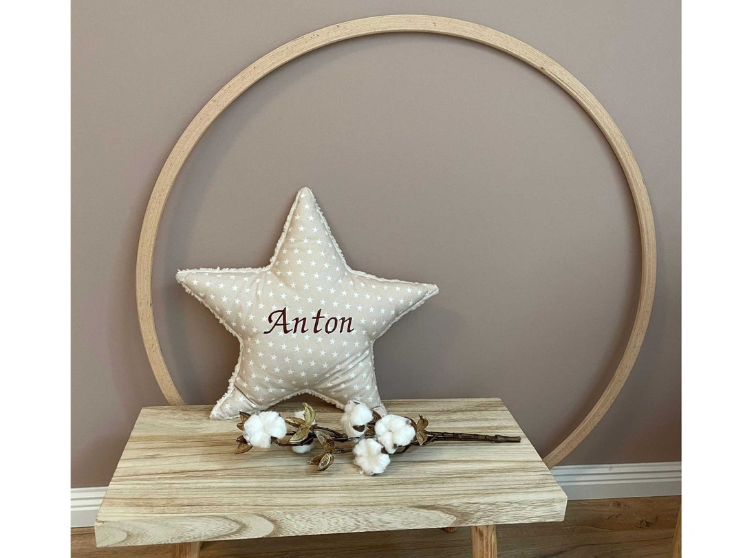Sternenkissen mit Namen personalisiert, Sternenstoff viele Farben