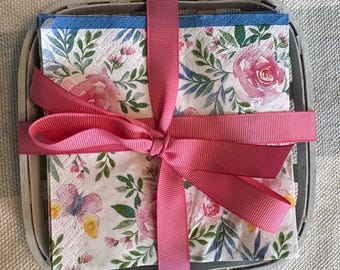 Handmade White Napkin Holder Basket | Tobacco Style, Pink Bow