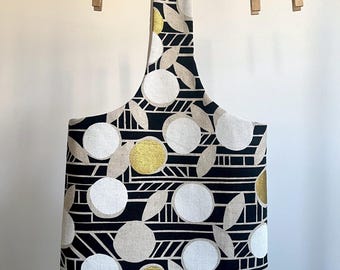 The Peg Bag  /  Charity PDF sewing pattern. Bag pattern, easy sewing project, housewarming gift pattern