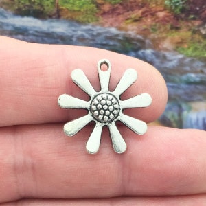 5 Silver Daisy Charm by TIJC SP0826