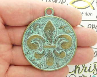 BULK 4 Fleur de Lis Charm Pendant Gold with Patina by TIJC SP1941B