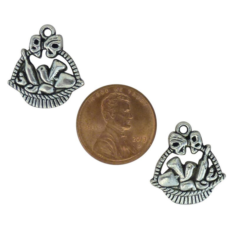 8 Silver Wine Basket Charm Pendant Double Sided by TIJC SP1329 image 5