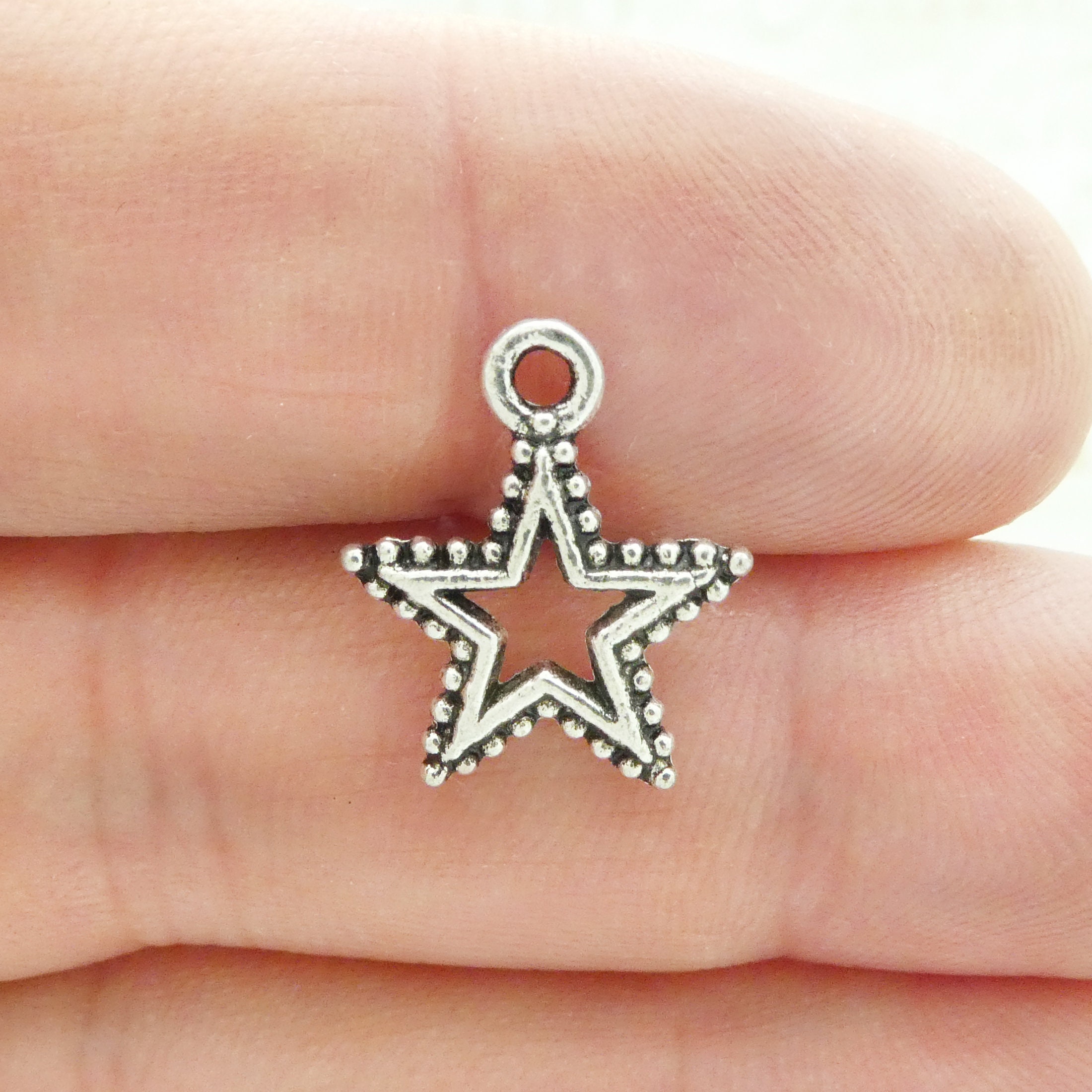 10 Flat Silver Star Charm Pendant by TIJC SP0117
