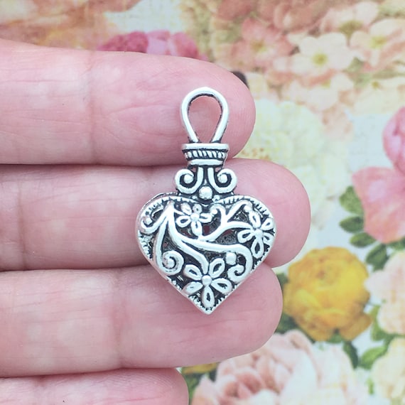 Filigree heart charm clearance