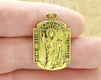 BULK 12 Gold Sacred Heart Charm Pendant by TIJC SP1928B