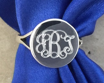 Pesonalized Round Sterling Silver Engraved Monogram Ring 07963