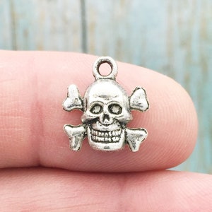BULK 40 Skull and Crossbones Charm Silver by TIJC SP0277B