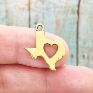 10 Gold Texas Charm Pendant with Heart by TIJC SP1154