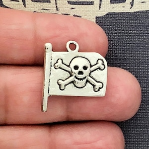 BULK 30 Silver Pirate Charm with Skull and Crossbones by TIJC SP0153B