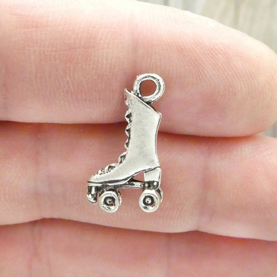 BULK 16 Roller Skate Charm Silver 20x12mm by TIJC SP0897B Etsy