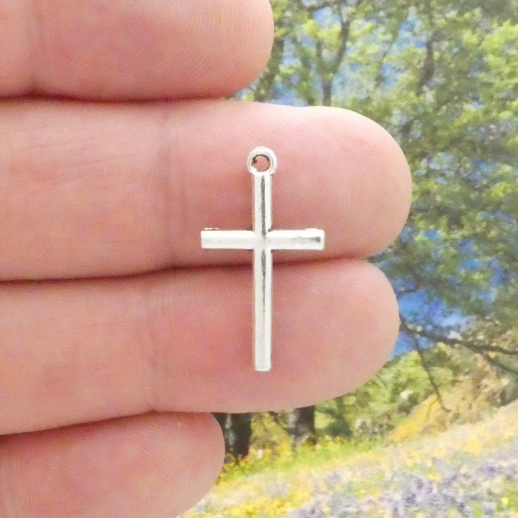 10 Silver Simple Cross Charm Small by TIJC SP0701 - Etsy 10 Silver Simple Cross Charm Small by TIJC SP0701 - Etsy