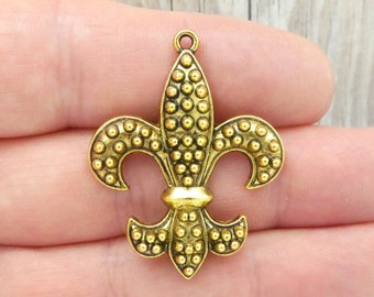 8 Gold Fleur De Lis Charm Pendant by TIJC SP1862B