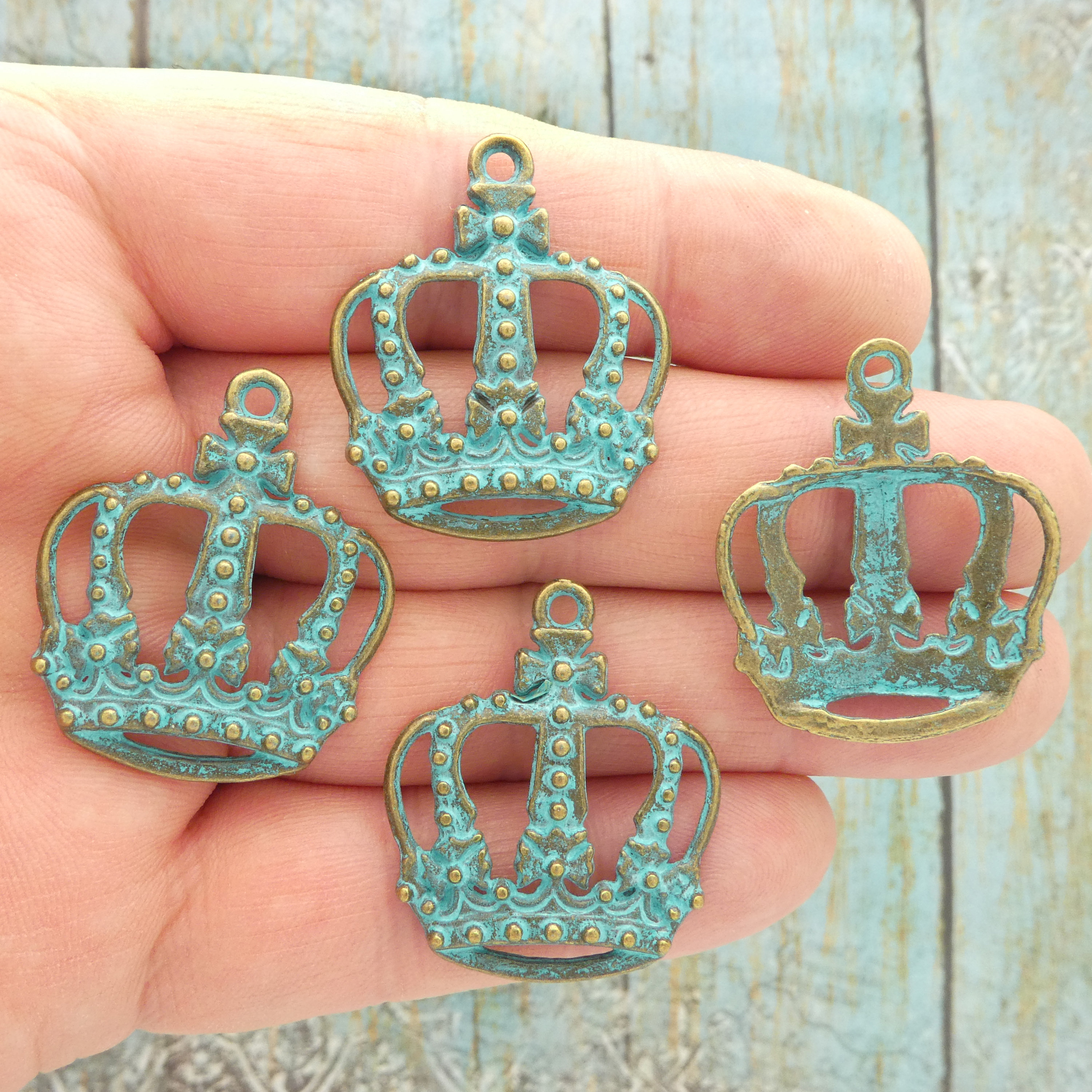 Gold crown charms bulk clearance