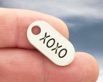 BULK 20 XOXO Charm Silver by TIJC SP1116B
