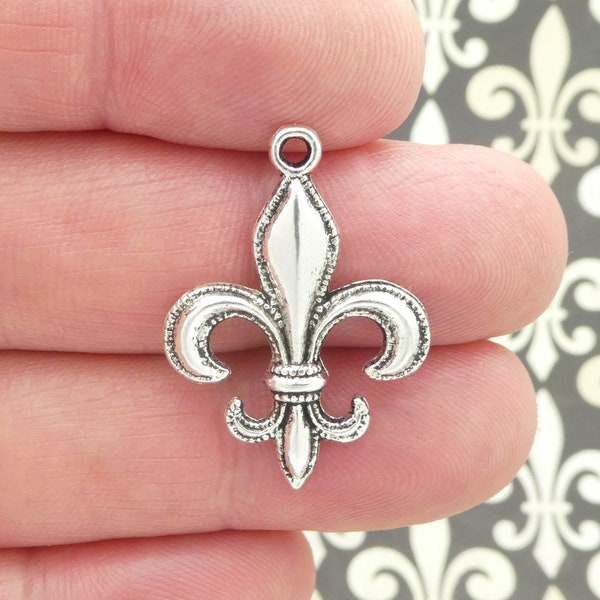 BULK 20 Fleur De Lis Charm Pendant Silver by TIJC SP0019B