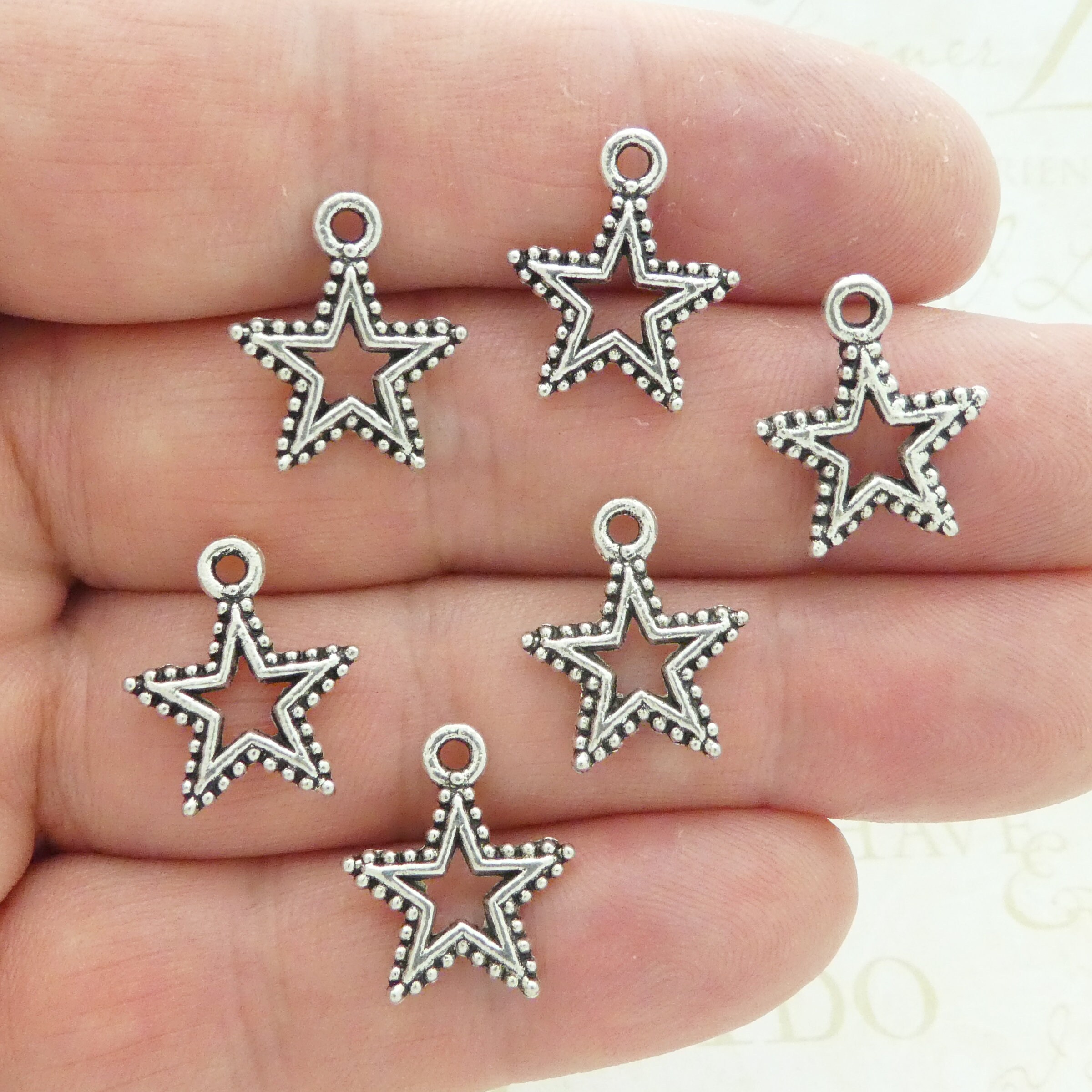 BULK 40 Silver Star Charm Pendant 17x15mm by TIJC SP0576B BULK 40 Silver Star Charm Pendant 17x15mm by TIJC SP0576B