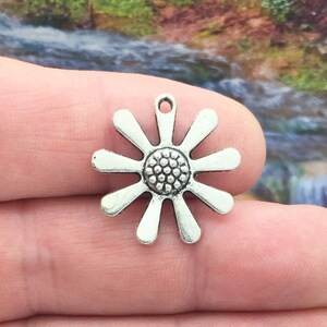 BULK 20 Daisy Charm Flower Silver by TIJC SP0826B