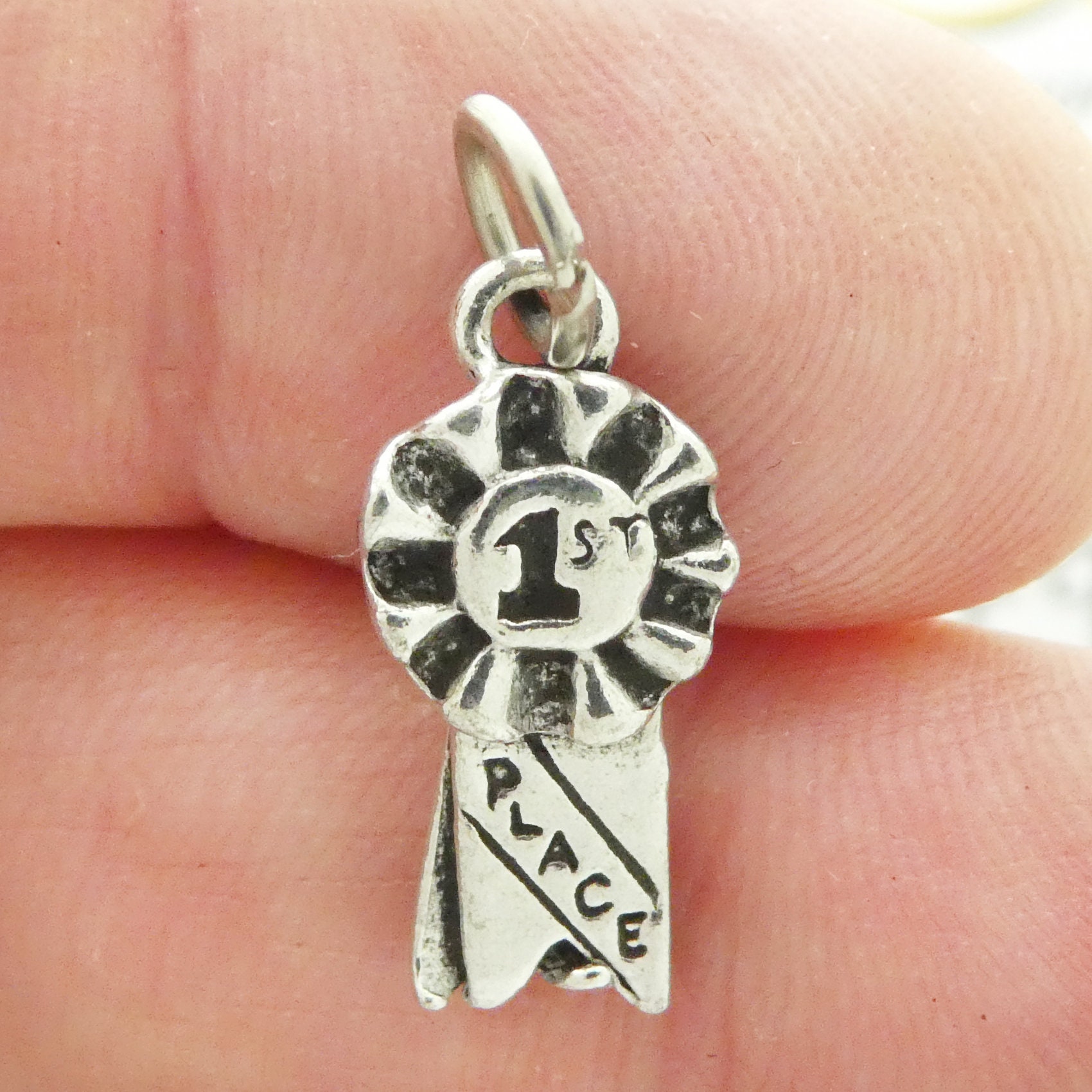 5 Silver 1st Place Ribbon Charm 20x10mm by TIJC SP0558 - Etsy 5 Silver 1st Place Ribbon Charm 20x10mm by TIJC SP0558 - Etsy