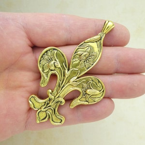 1 Gold Fleur De Lis Charm Pendant Large by TIJC SP1760