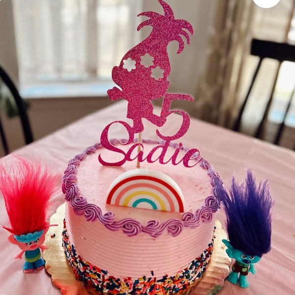 décoration de gâteau troll, décoration de gâteau d'anniversaire troll, décorations de troll, anniversaire de troll, de gâteau coquelicot, décorations de troll coquelicots