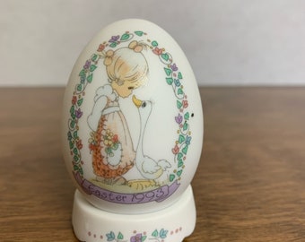 Vintage Precious Moment Egg, Easter Egg, Easter Decor, 1993