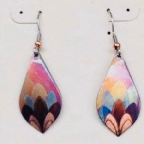 Teardrop earrings , pure copper colored only with heat.