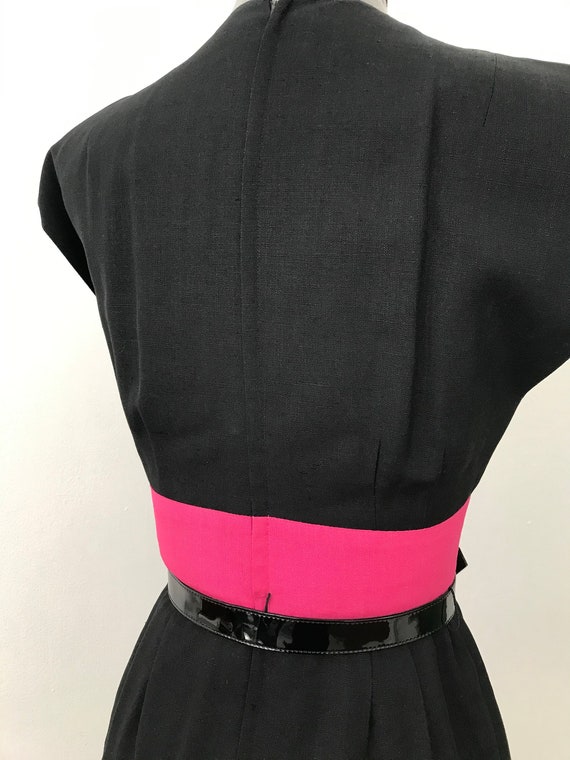 1960s Black and Pink Belted Day Dress with Pocket… - image 8