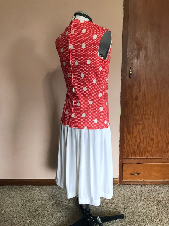 Vintage 1970s Polka Dot Drop Waist Polyester Day … - image 7