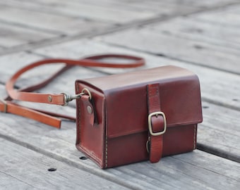 Dark brown classy hand stitched leather camera case