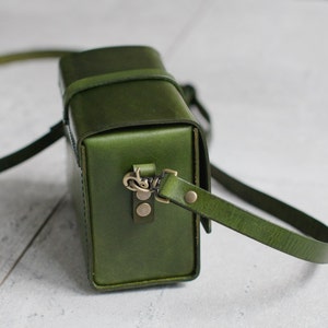 Classy Handstitched green leather camera case image 3