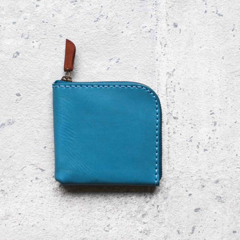 Turquoise vegetable cow hide leather coin zip wallet