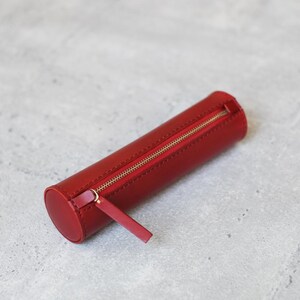 Astuccio per penna / portapenna in pelle cilindrica fatta a mano rossa