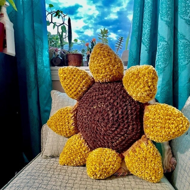 28 Large Sunflower Crochet Patterns: Brighten Your Home with DIY Decor 5 Pattern Sunflower Pillow
