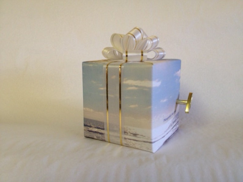 Serenity Prayer Music box wrapped as a gift image 2