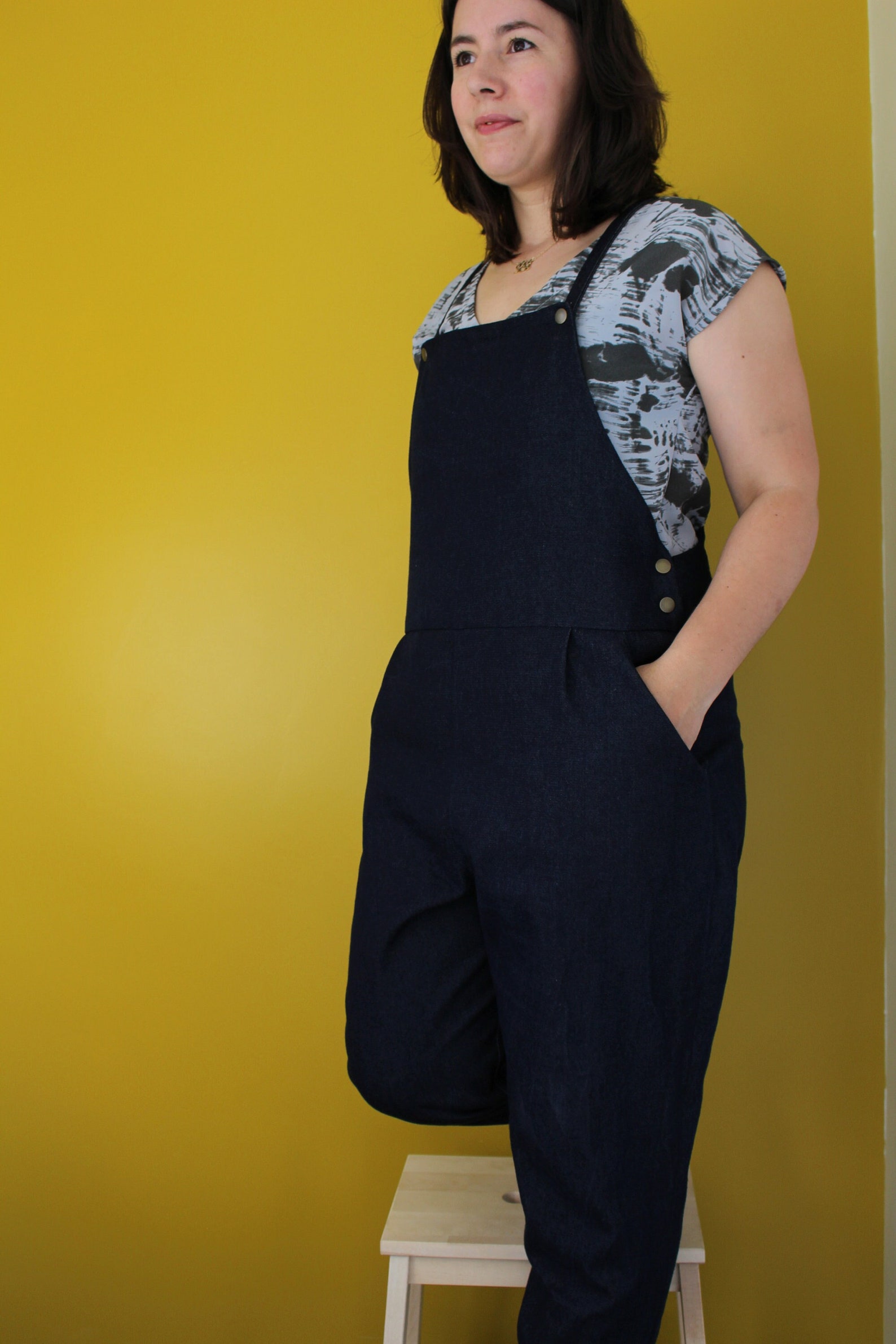 A photo of a finished Roberts Dress, Jumpsuit, Dungarees, and Tshirt.
